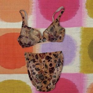 Vintage Y2K Victoria Secret Intimate Set